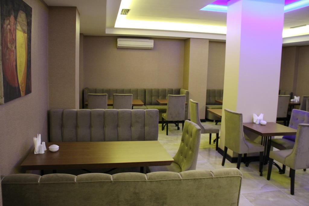 Airport Hotel de apartamente 3*
