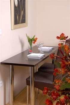 Hotel de apartamente Airport 3*